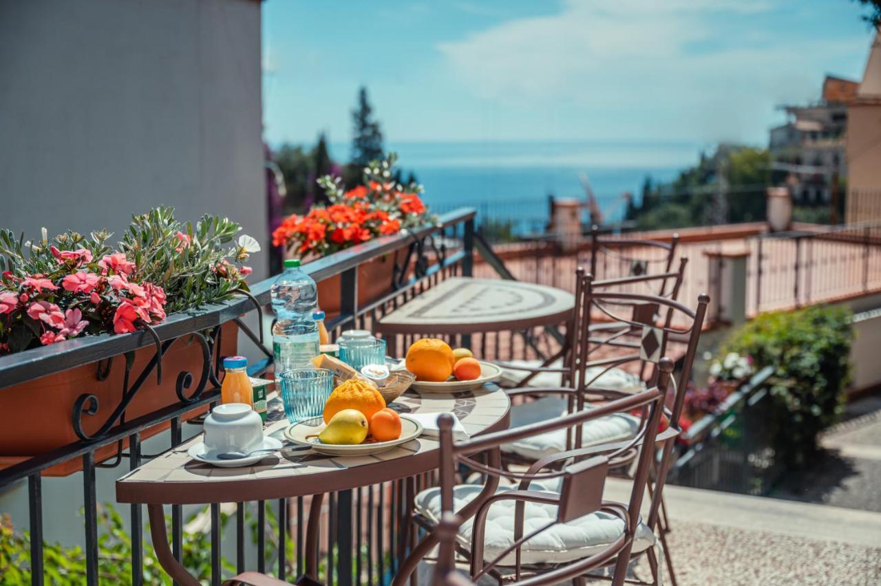 Elegant R&B Floridia Bed & Breakfast Taormina Exterior photo